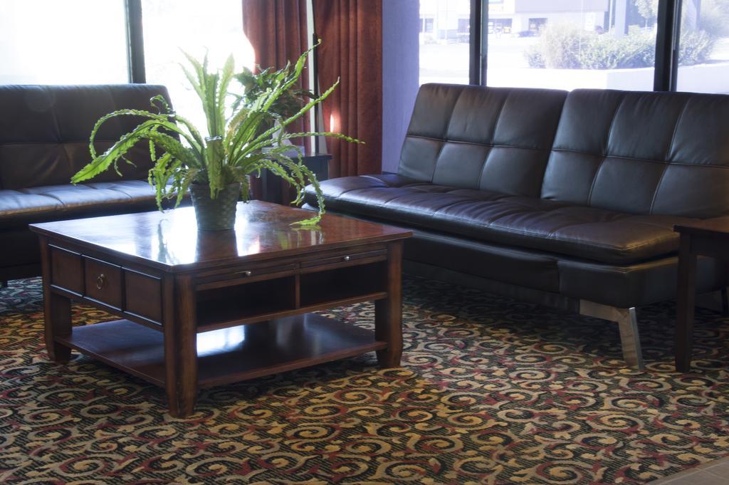 Days Inn By Wyndham Pittsburg Ks Ngoại thất bức ảnh