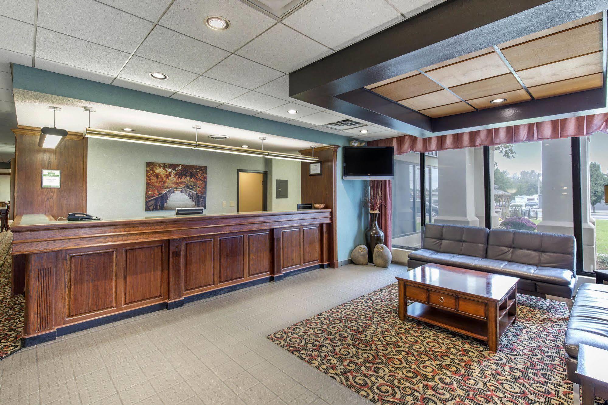 Days Inn By Wyndham Pittsburg Ks Ngoại thất bức ảnh