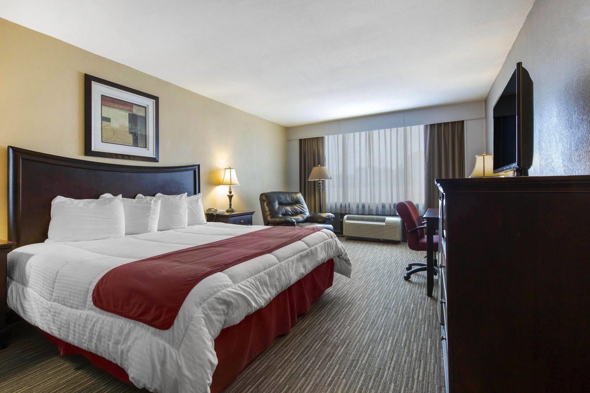 Days Inn By Wyndham Pittsburg Ks Ngoại thất bức ảnh